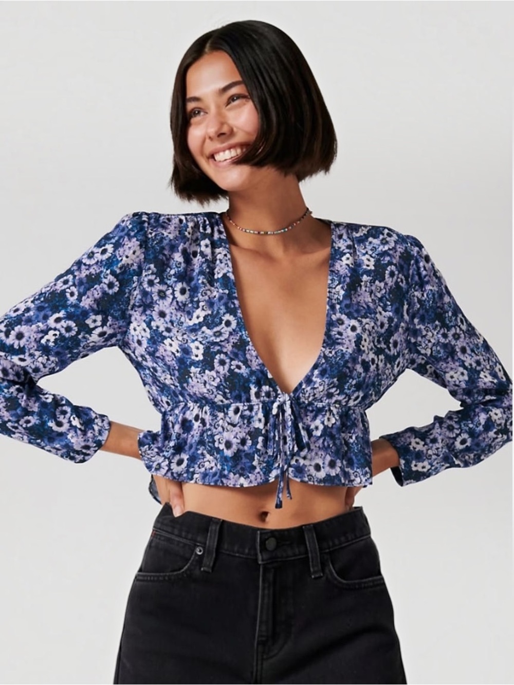 Aritzia Sunday Best Kimberly Floral Crop Top